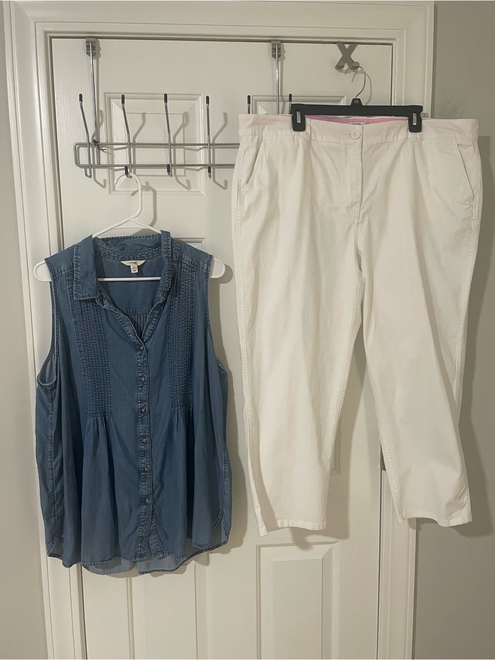 Women’s White Stretch Chino Pants - Classic Summer pants  20w 1x top jeans
